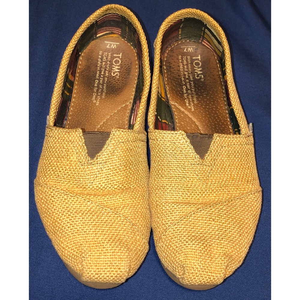 Toms burlap shoes